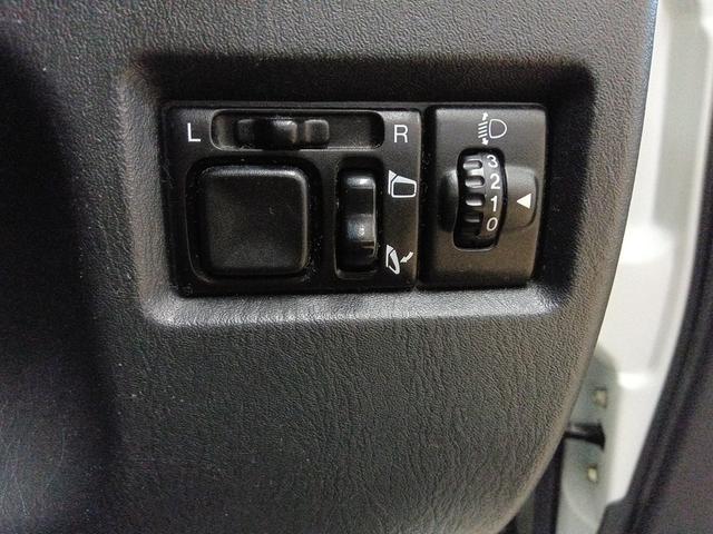 0310121A30250809W00315.jpg