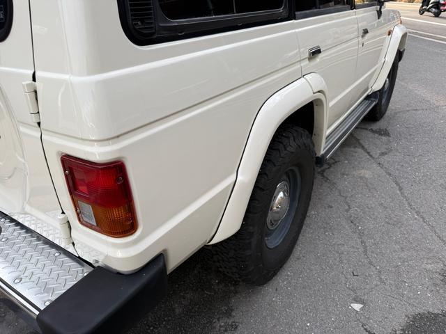 0704856A30260311W00316.jpg