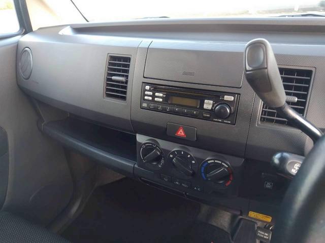 0200342A30250920W00111.jpg
