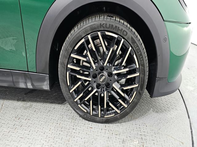 8e61f51a93496250752b0a6faa78bafd.jpeg