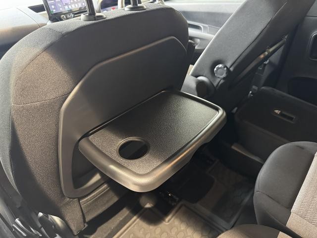 9800210A20251004O00211.jpg