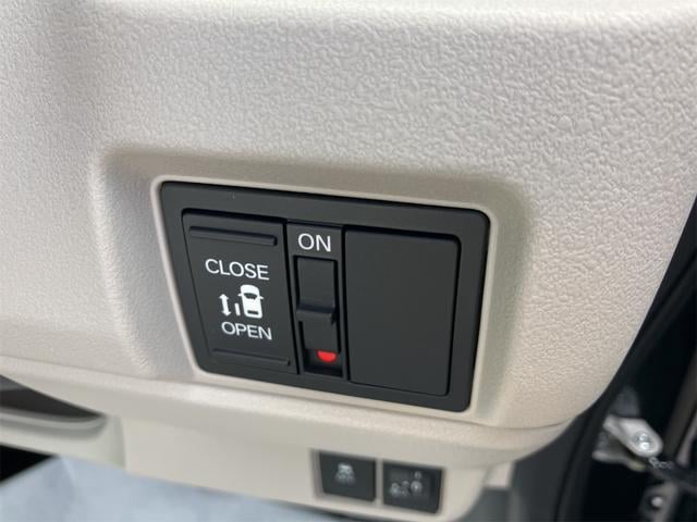 0202095A30251020W00807.jpg