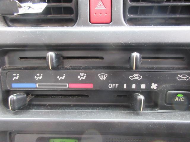 0910296A30260213W00403.jpg