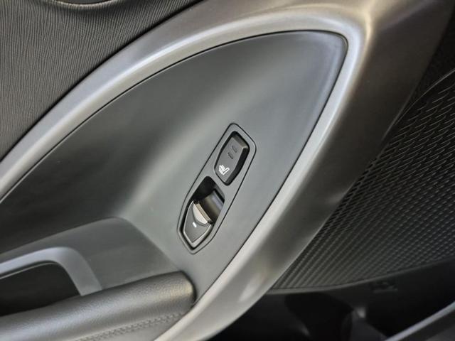 5091501476R19.jpg