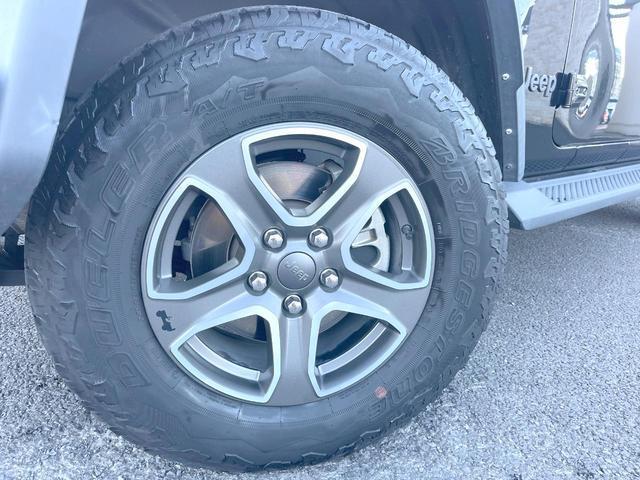 22132255_carP_l_8.jpg