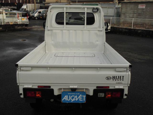 ee1b516c30330ded41403c20a05ccdae.jpg