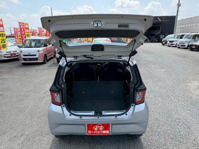 0403309A30250825W00109.jpg