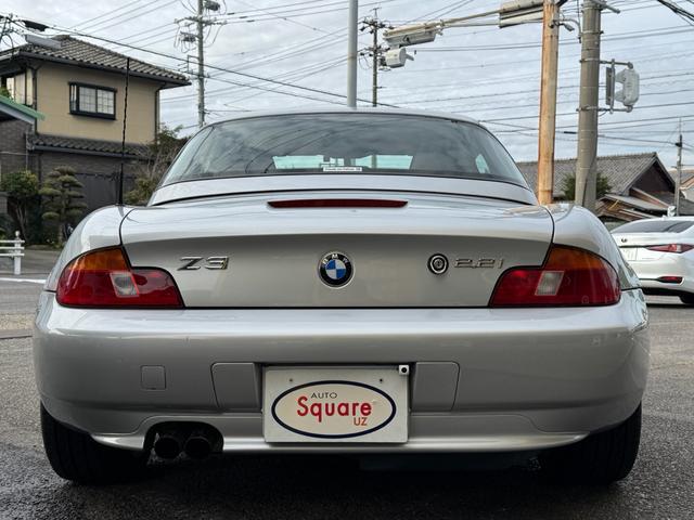 0203183A30251104W00109.jpg