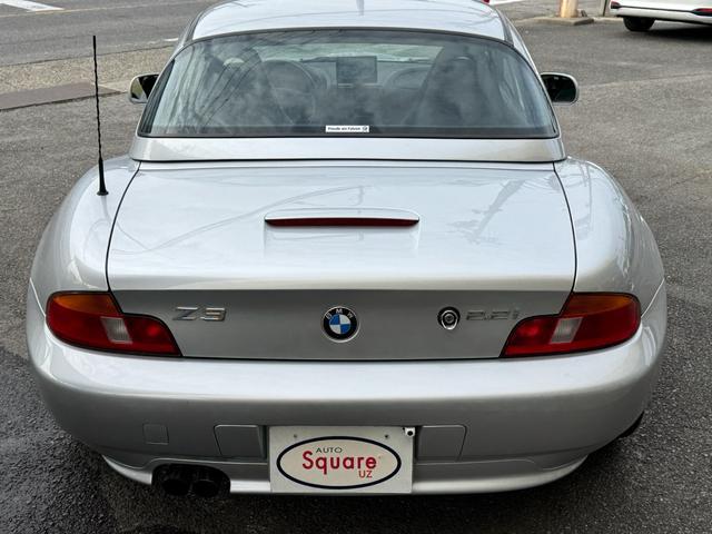 0203183A30251104W00110.jpg