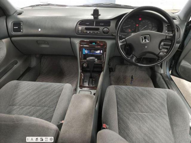 9540076A30251130W00113.jpg