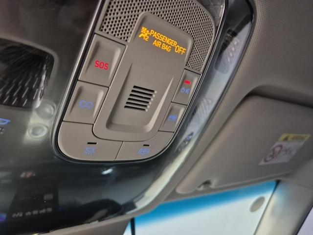 5111501098R16.jpg