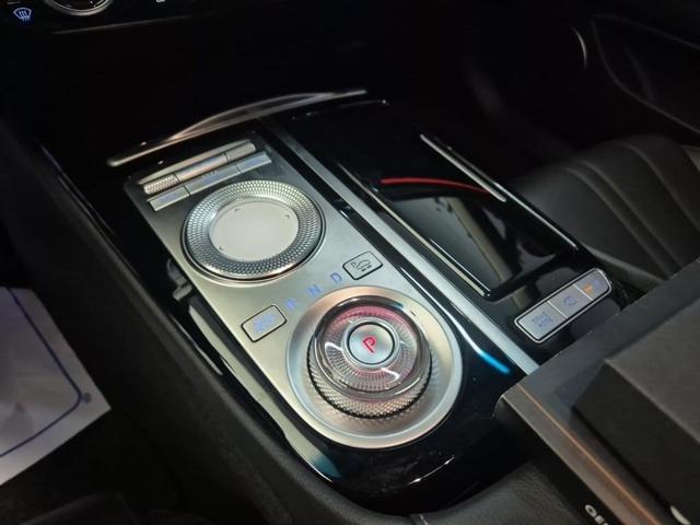 5111501098R8.jpg