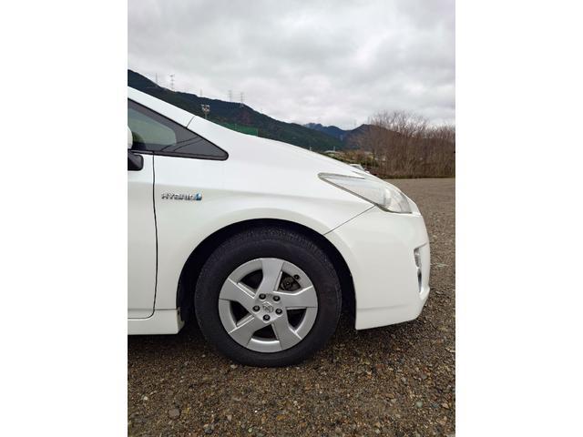 1301269A30260301W00107.jpg