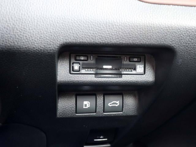 0302202A30251030W00313.jpg
