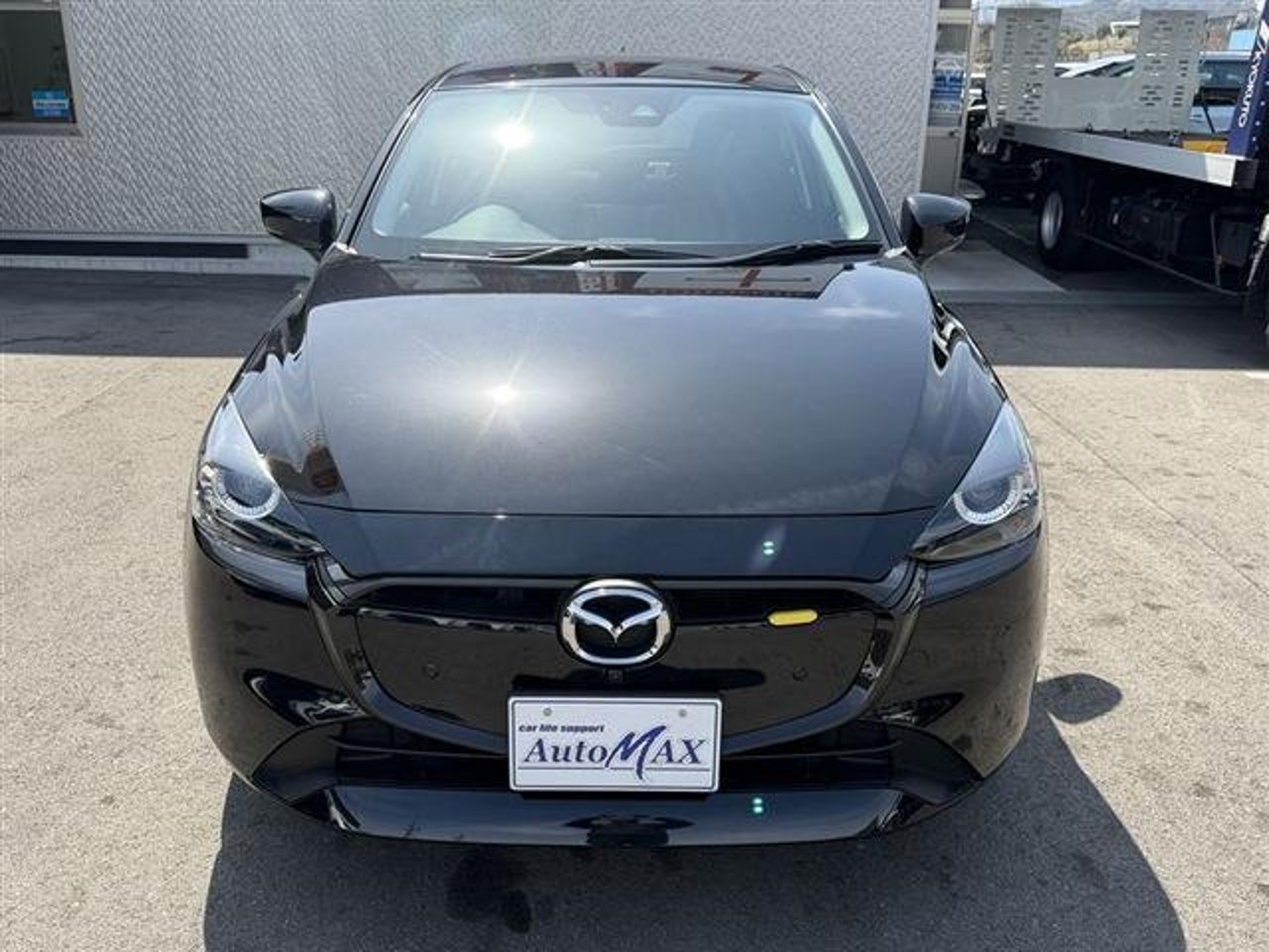 2024 Mazda Mazda2, photo 1 of 1
