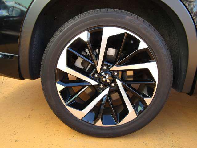 64e70bac57f809254df8daff35b62f63.jpg