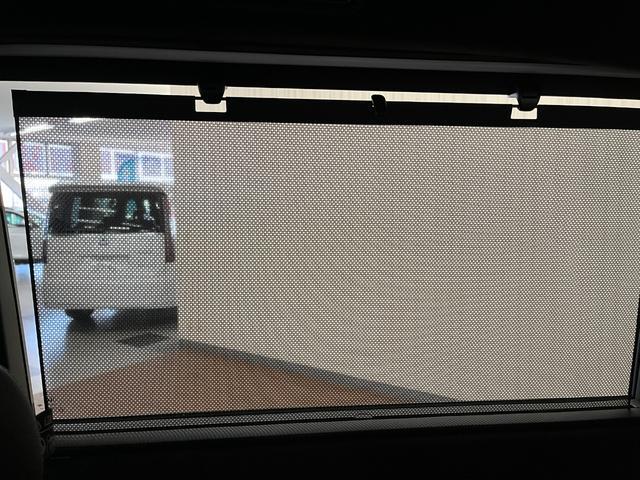 0402845A30260312W00114.jpg