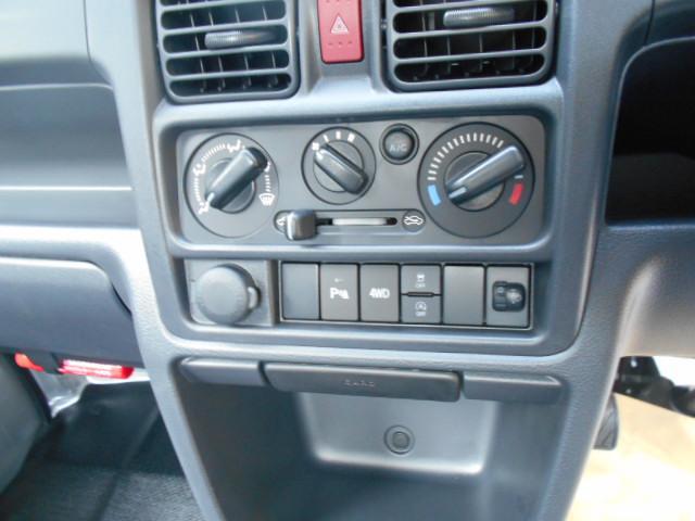 1120030A30241113W00210.jpg