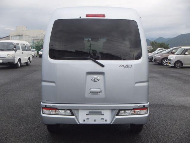 d9ddf21c9cabc26bdc14d13b88b382e2.jpg