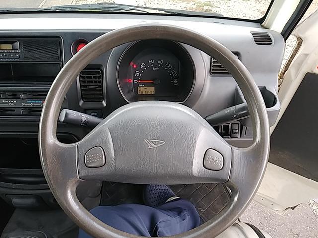 0404524A30250928W00115.jpg