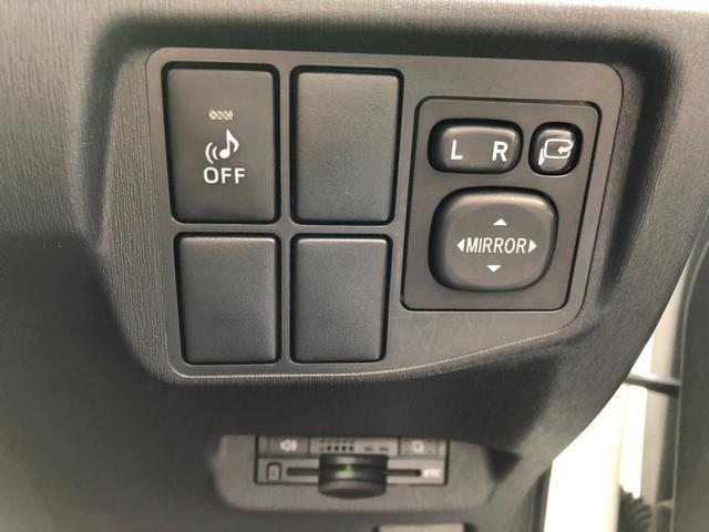 0903204A30250920W00112.jpg