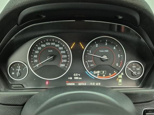 6011000526R6.jpg