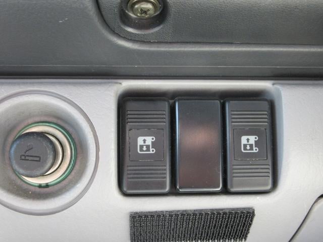 0541410A30250822W00413.jpg