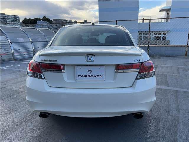 bcf17ed3738ee5bb9960cc32ce1ecaef.jpg