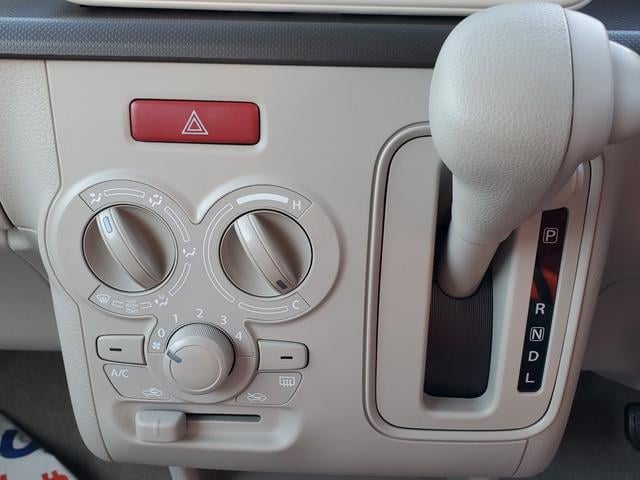 0401984A30260105W00205.jpg