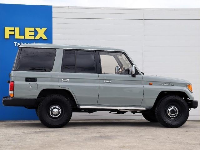 dd3735a10bb4f677d6e23b5cf5a6851d.jpg