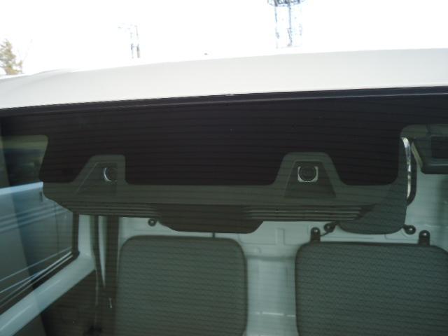 1200297A30250407W00110.jpg