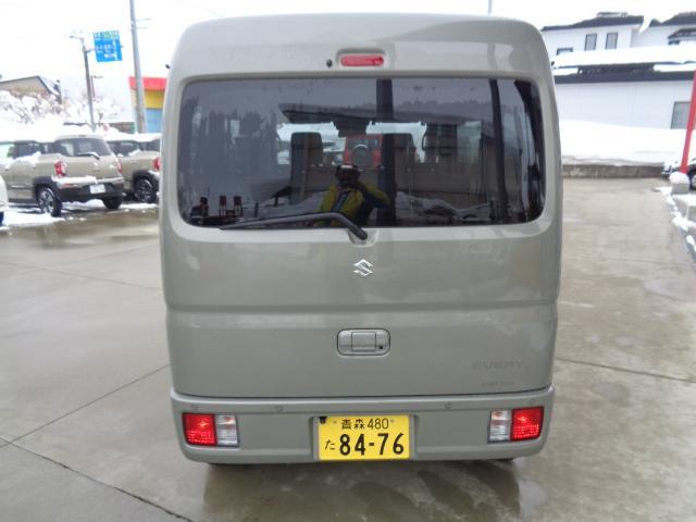 0904092A30260208W00105.jpg