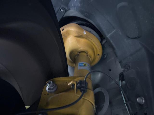 21619269_carP_l_2.jpg