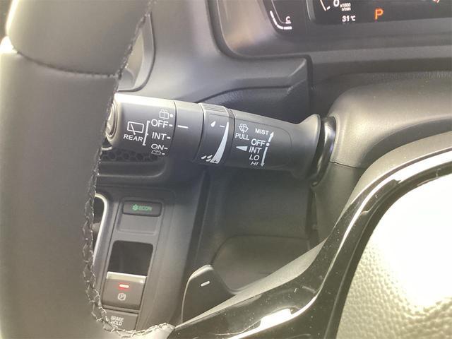 0702900A30250912W00112.jpg