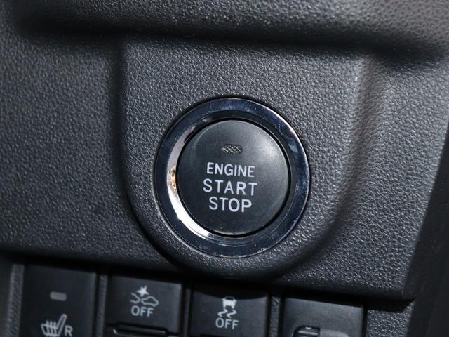 1001916A30251217W00115.jpg