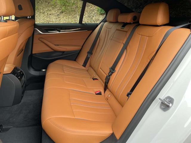 22595959_carP_l_18.jpg