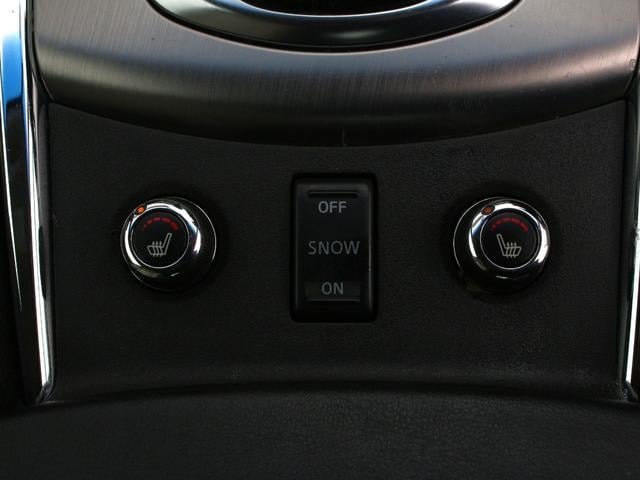 0520046A30251003W01615.jpg