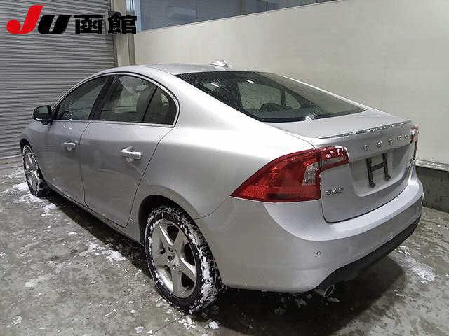 2b1956dd7e8a2a315f3d22e05f5f8e04.jpg