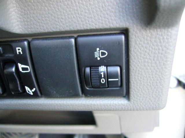 1020094A30250129W00119.jpg