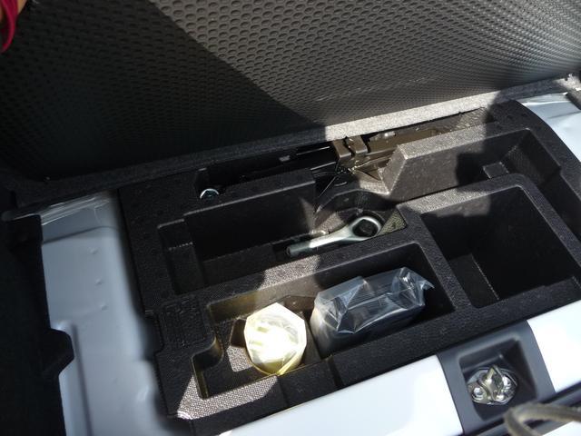 0740004A30250908W00119.jpg
