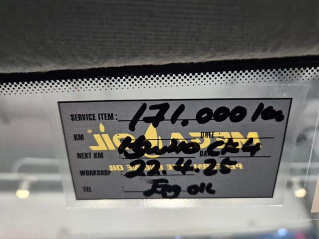 890f4ffd66bb82011fd21de3d6df9162.jpeg