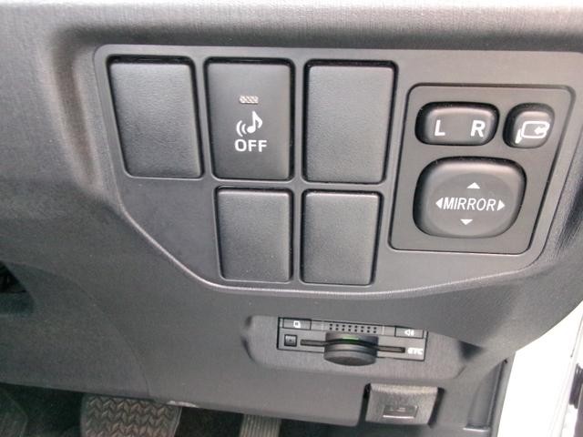 0902281A30250525W00113.jpg