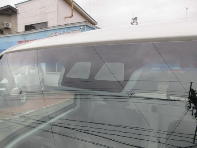 0903612A30250327W00106.jpg