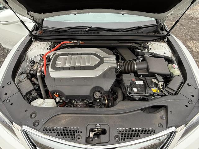 0541751A30260322W00618.jpg