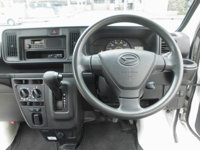 0201449A30250929W00212.jpg
