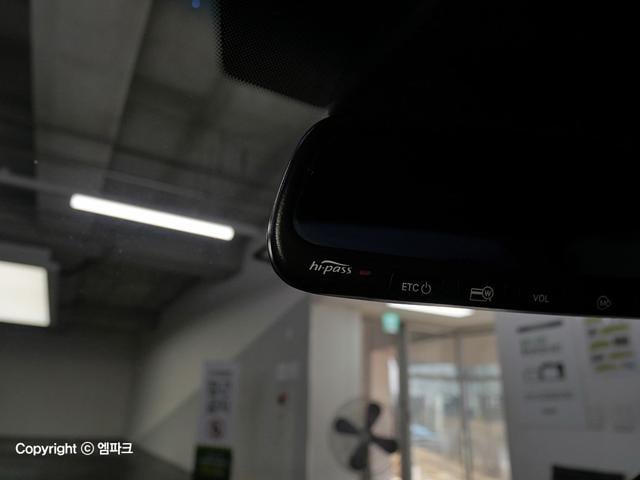 3011501110R17.jpg