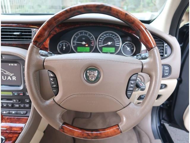 0570655A30220216W00204.jpg