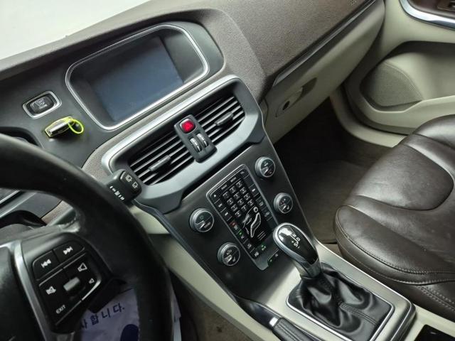 6011001102R10.jpg