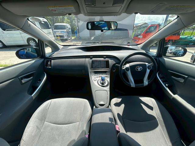 0708848A30250618W00114.jpg