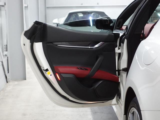 4950cc57cb932a25d3a8bbd9cf04d868.jpg